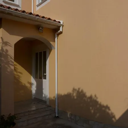 Apartamento Apartman Vita 1 *